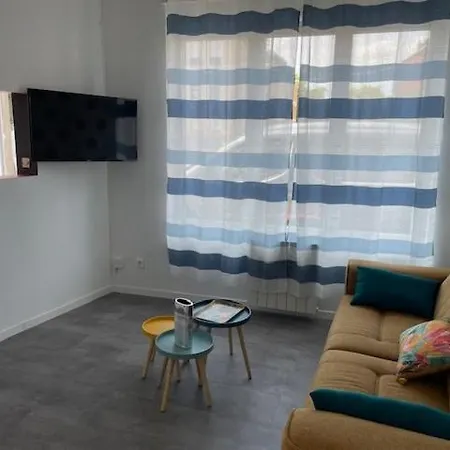 Maison Des Moulins Semesterbostad *